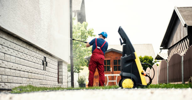 Best Pressure Washing Patio  in Waverly, IA